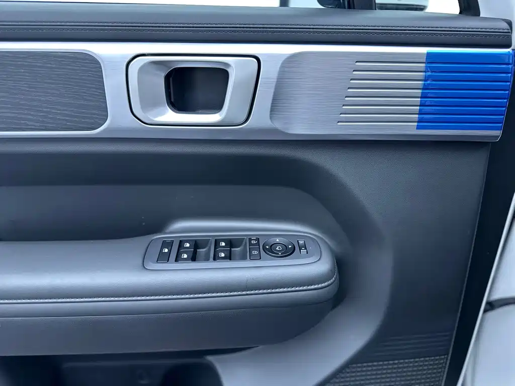 Hyundai Santa Fe — миниатюра 13
