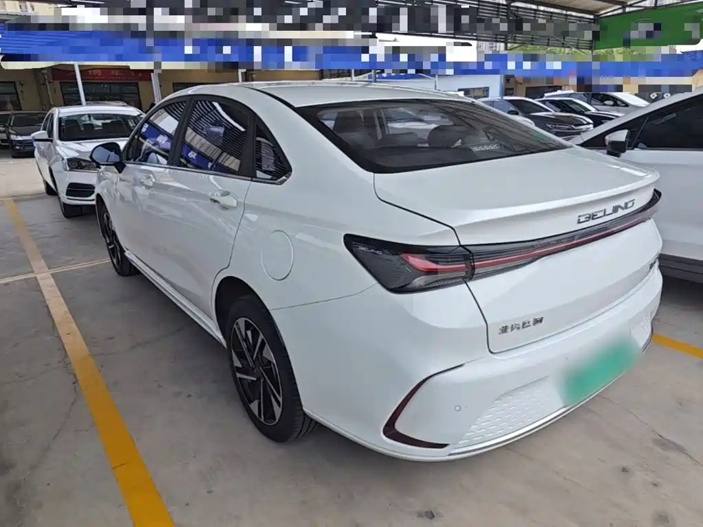 BAIC EU5 Plus — миниатюра 5