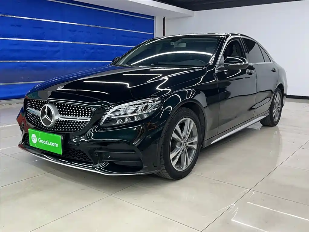 Mercedes-Benz C-Class 2020