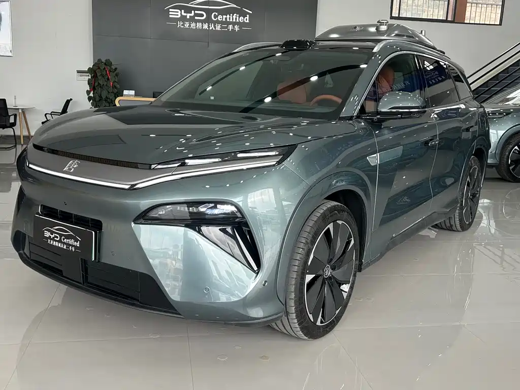 Byd 唐L 2025