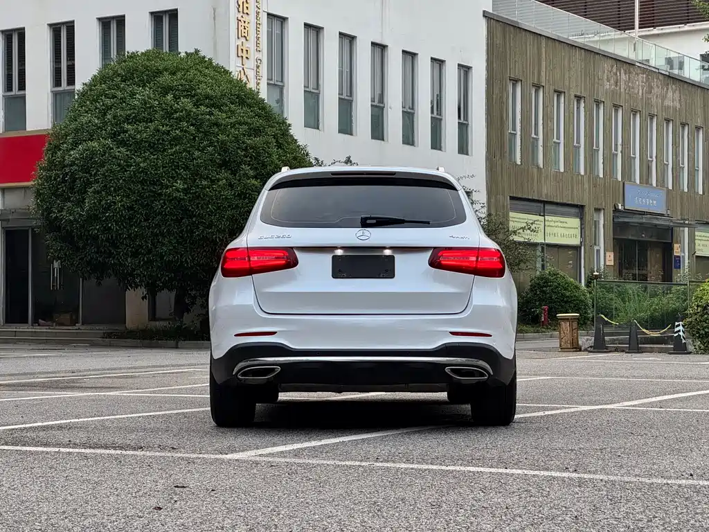Mercedes-Benz GLC 2019 GLC 260 4MATIC Luxury