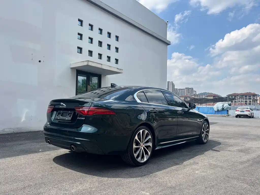 Jaguar XEL — миниатюра 9