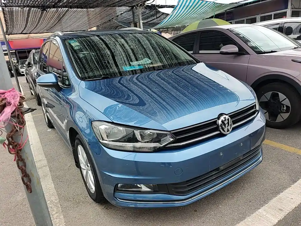 Volkswagen Touran — миниатюра 4