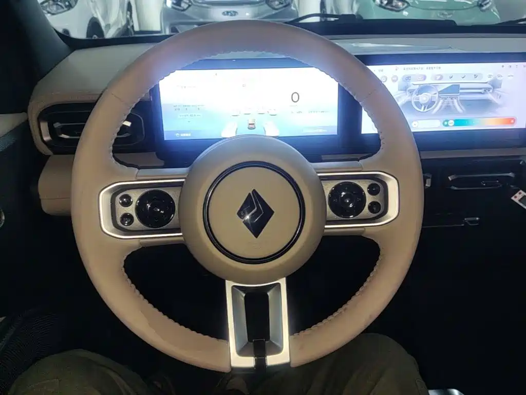 Baojun Yueye — миниатюра 11