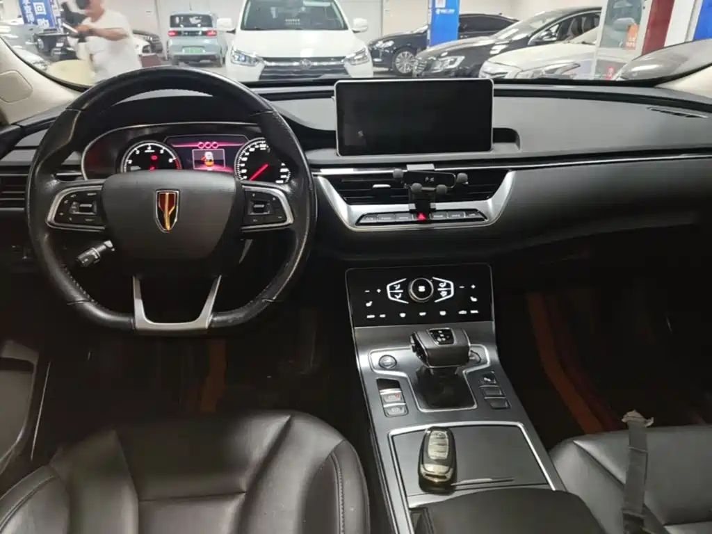 Hongqi Hongqi H5 — миниатюра 10