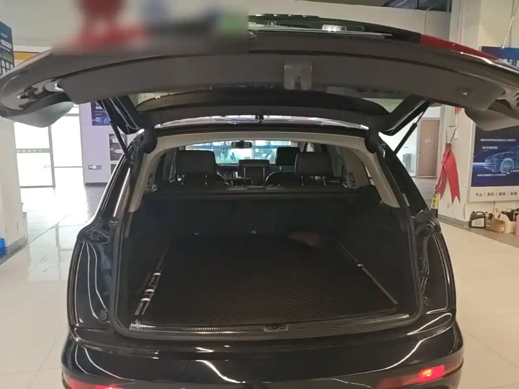 Audi Q7 — миниатюра 19