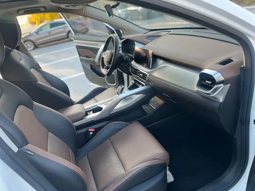 GEELY AUTOMOBILE BINYUE