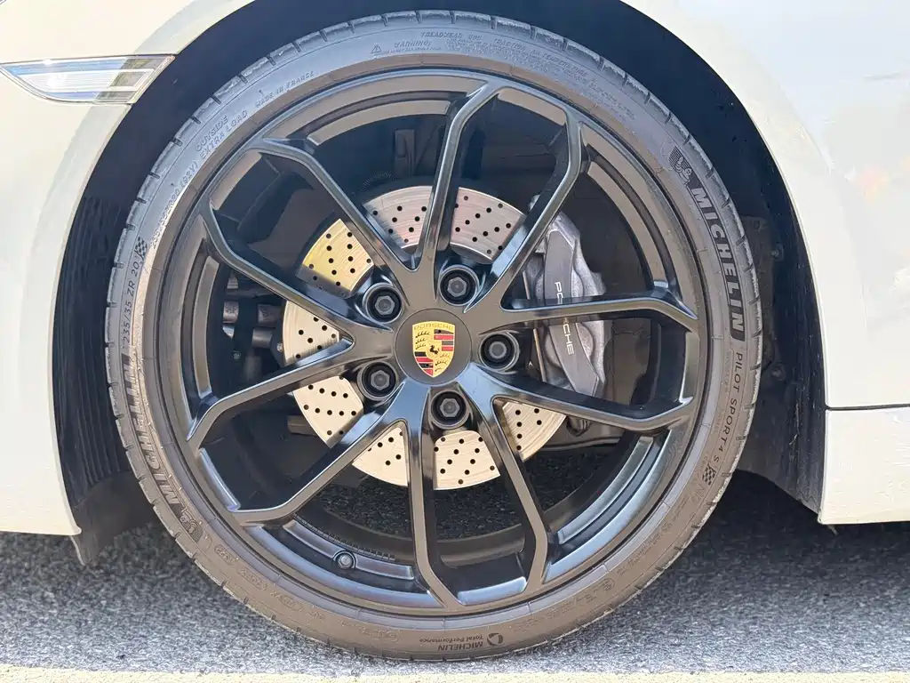 Porsche 718 2022 Spyder 2.0T