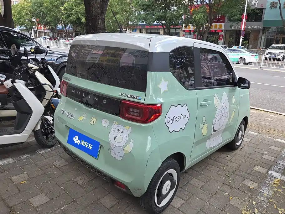 Wuling MINIEV — миниатюра 3