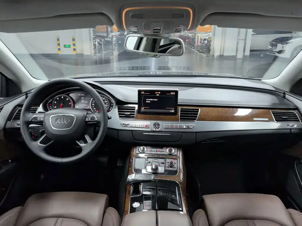 Audi A8 — миниатюра 8