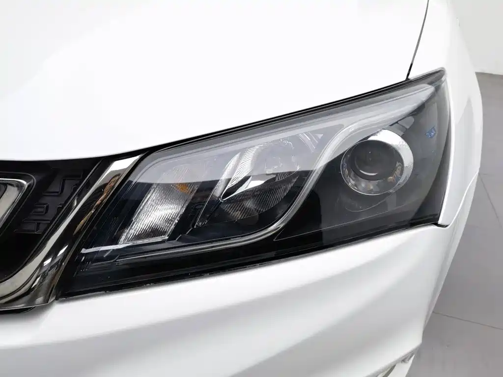 Geely Emgrand — миниатюра 7