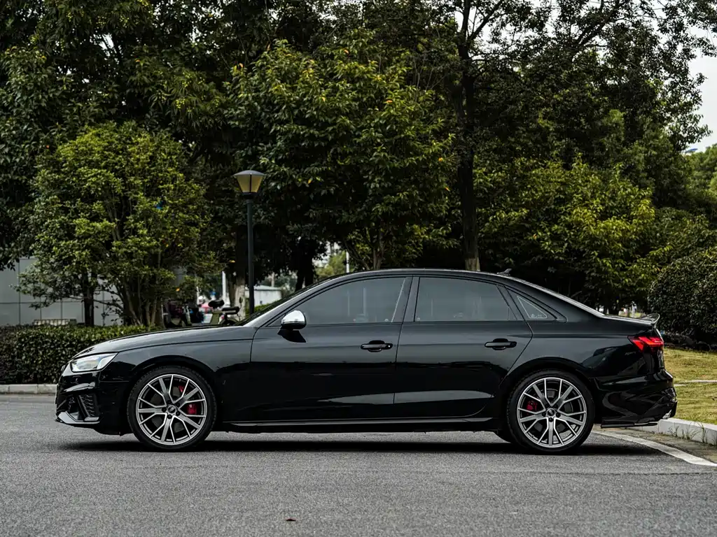 Audi S4 — миниатюра 3