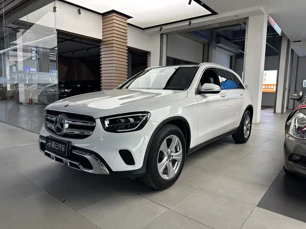 Купить Mercedes-Benz GLC
