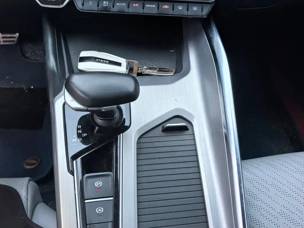 Geely Xingrui — миниатюра 15