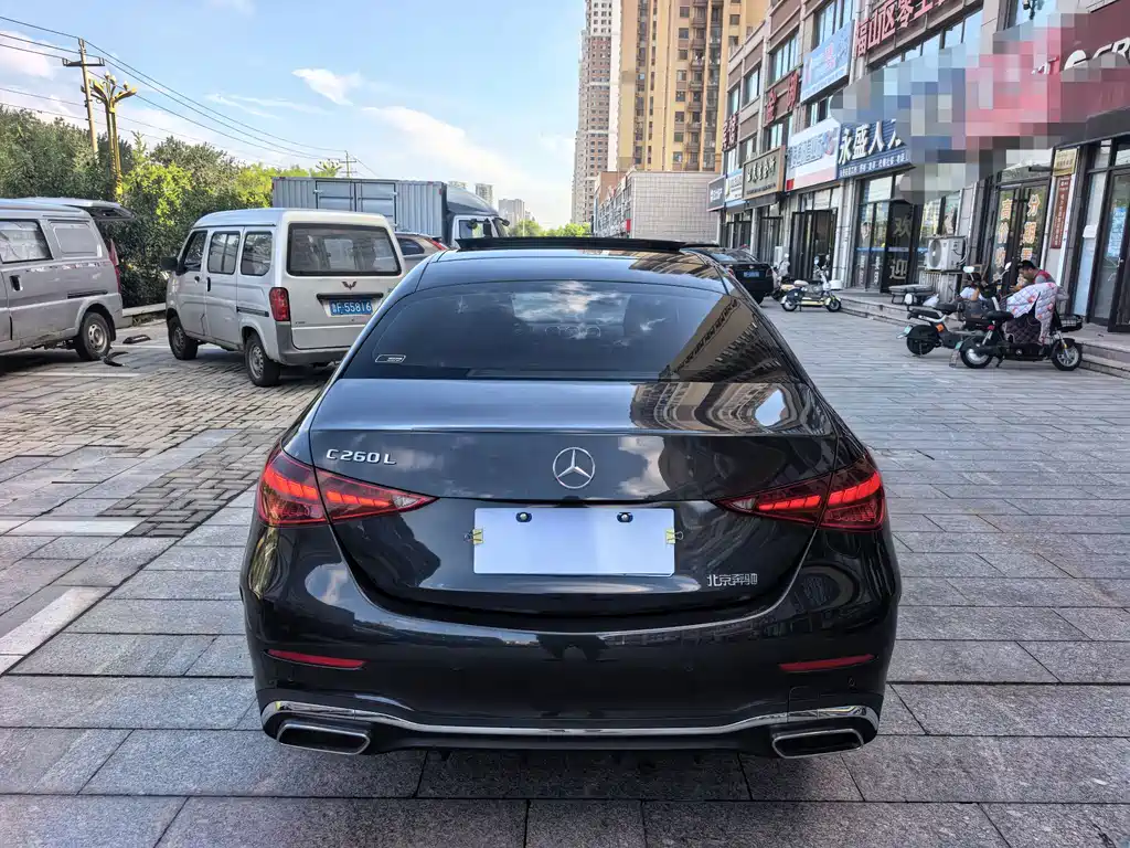 Mercedes-Benz C-Class — миниатюра 8