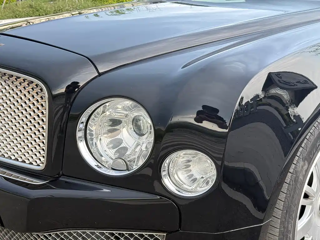 Bentley Mulsanne — миниатюра 9