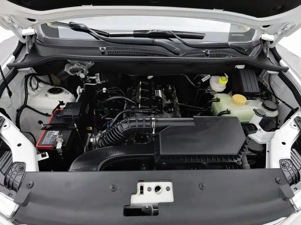 Wuling Hongguang — миниатюра 6