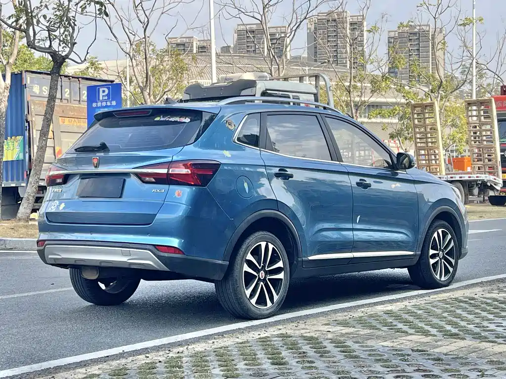 ROEWE RX3