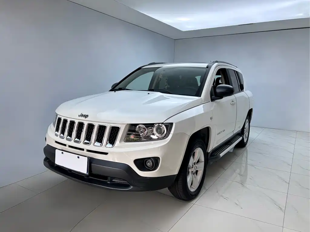 Jeep Compass (Import) 2015