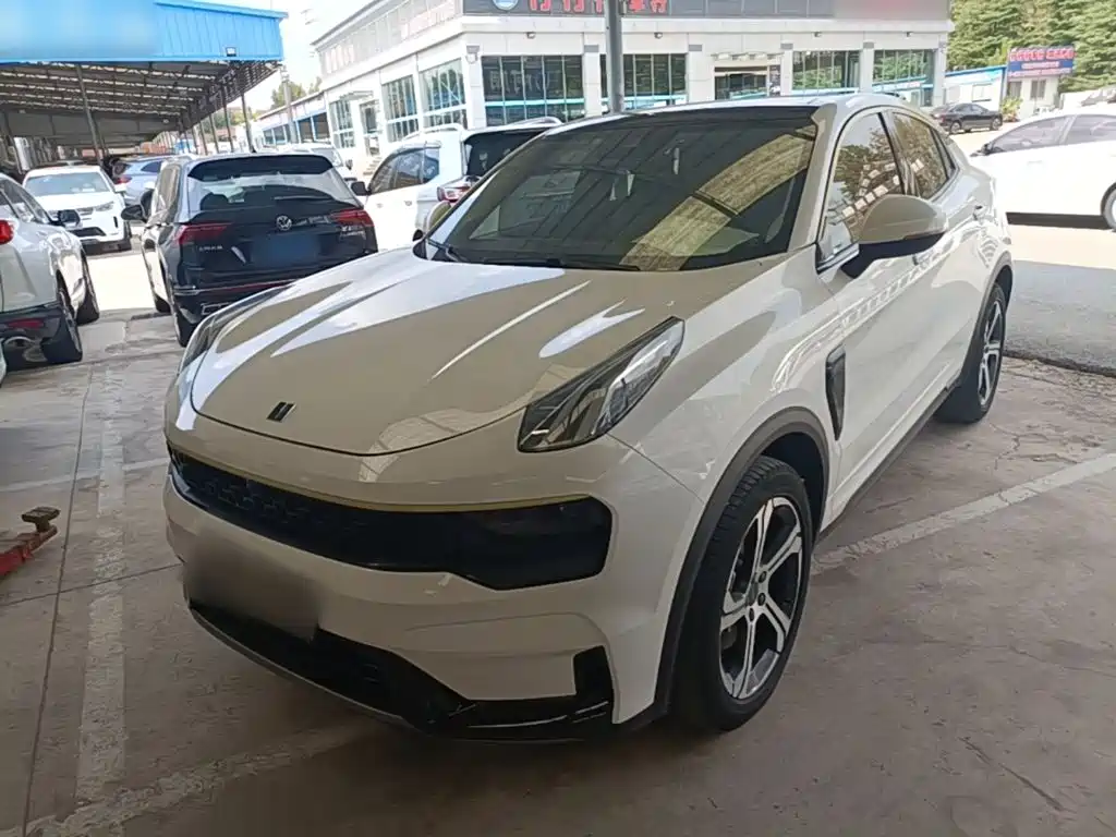 Lynk & Co 05 — миниатюра 2