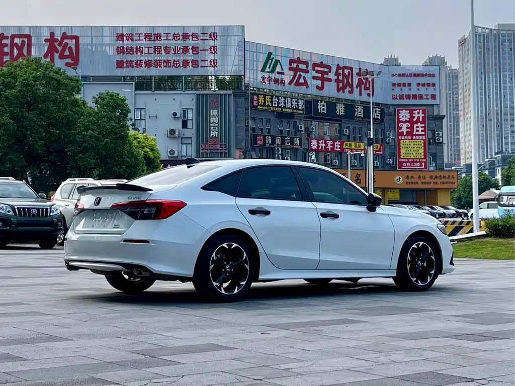 Honda Civic — миниатюра 7