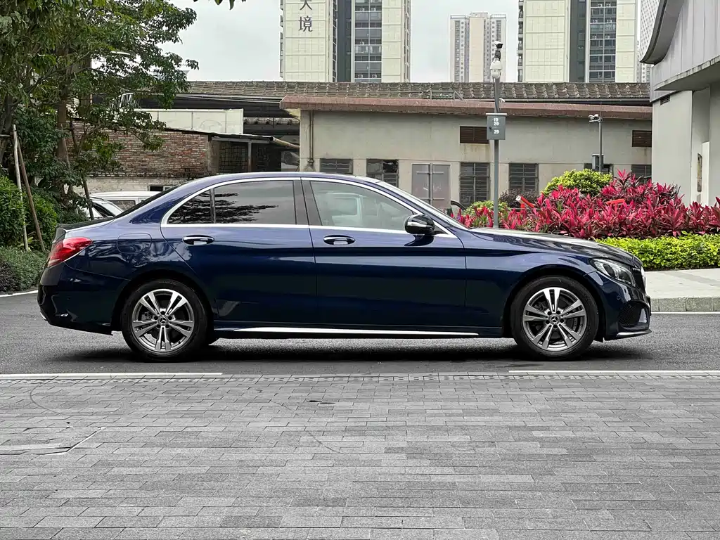 Mercedes-Benz C-Class C 2017 C 200 L Sport