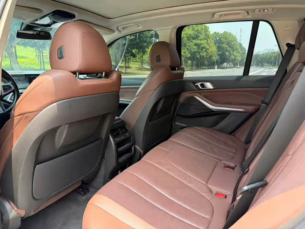 BMW X5 (Import) — миниатюра 6