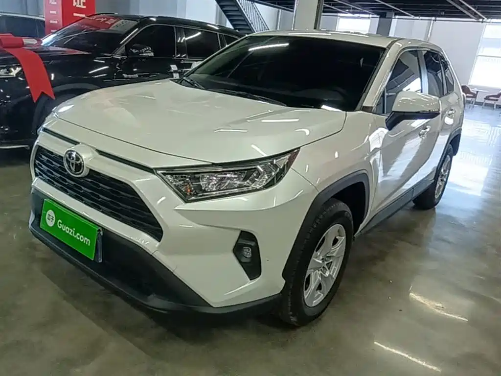 Toyota RAV4 2025