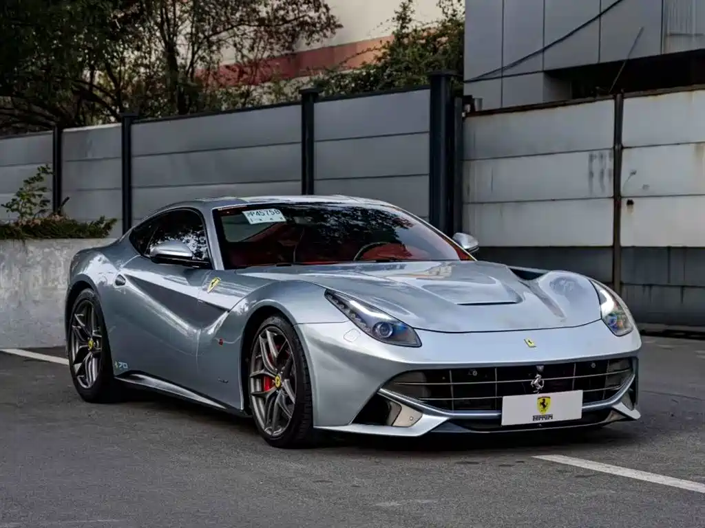 Ferrari F12berlinetta 2013 6.3L