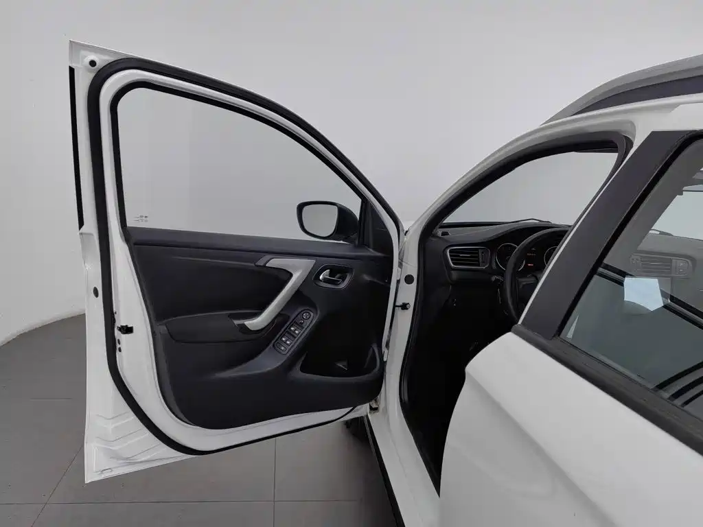 Citroen C3-XR — миниатюра 8