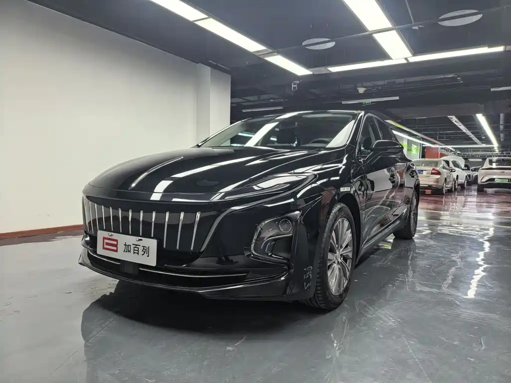Hongqi Hongqi E-QM5 2024