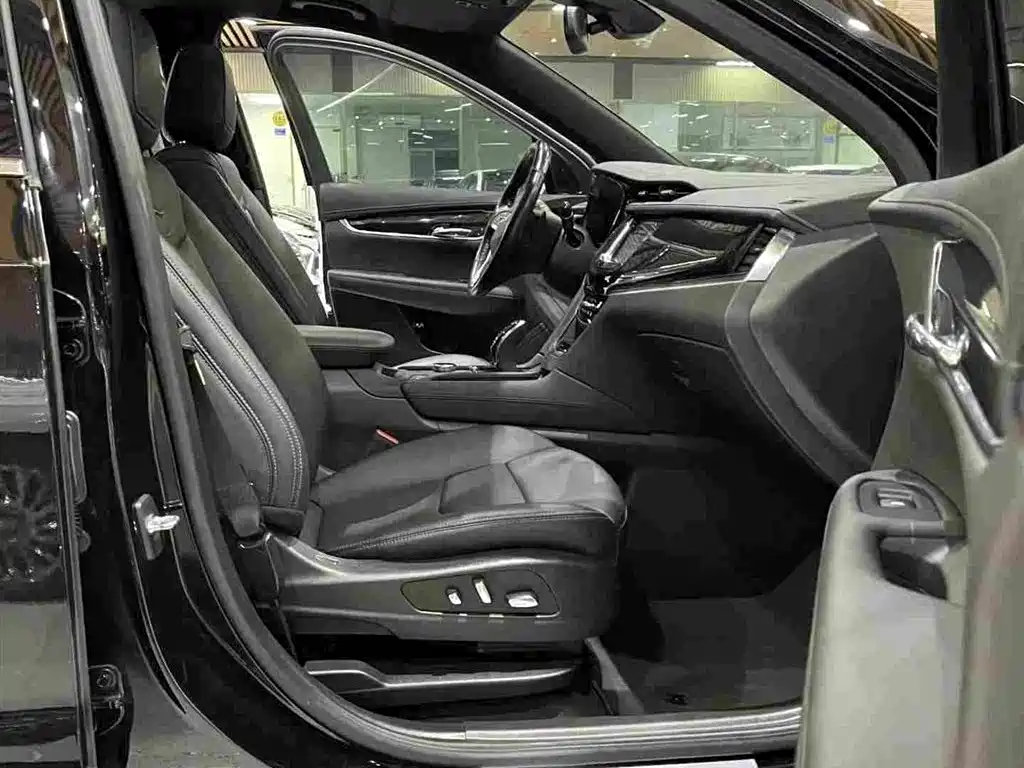 Cadillac XT6 — миниатюра 4