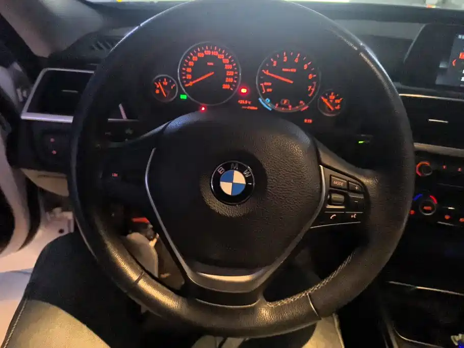 BMW 3 Series GT — миниатюра 15