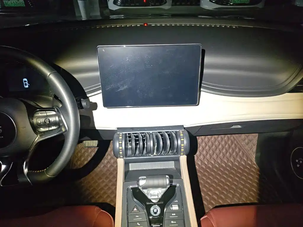 BYD Yuan Plus — миниатюра 13