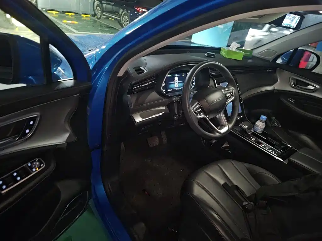 Roewe RX5 MAX — миниатюра 14