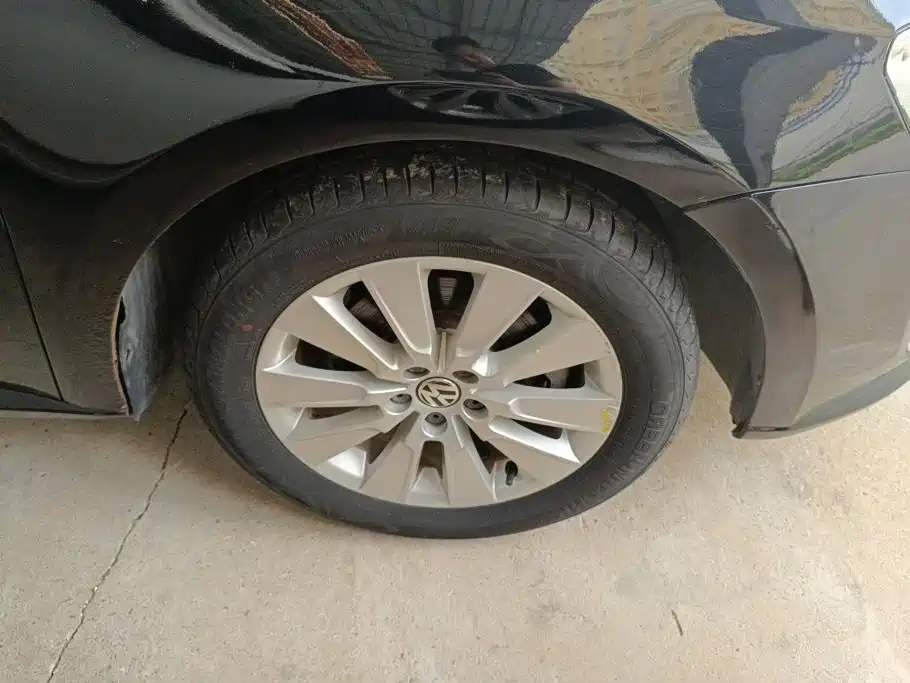 Volkswagen Lavida — миниатюра 6