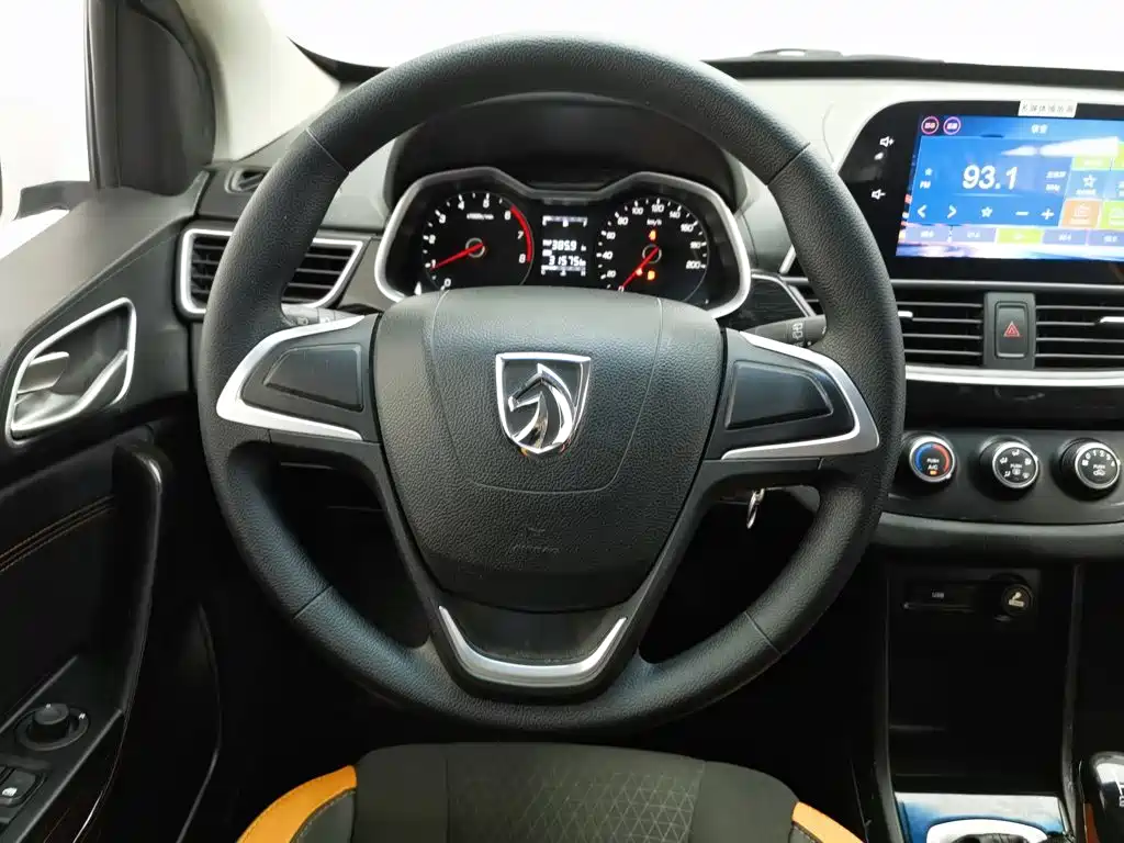 Baojun 310 — миниатюра 11