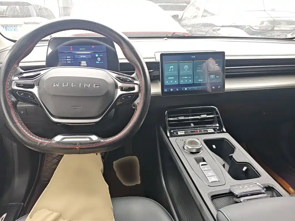 Wuling Xingguang — миниатюра 10