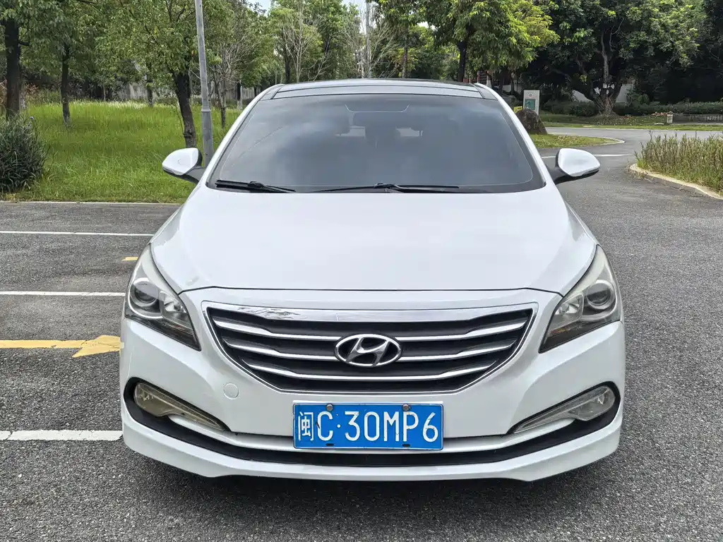 Hyundai Mistra 2014