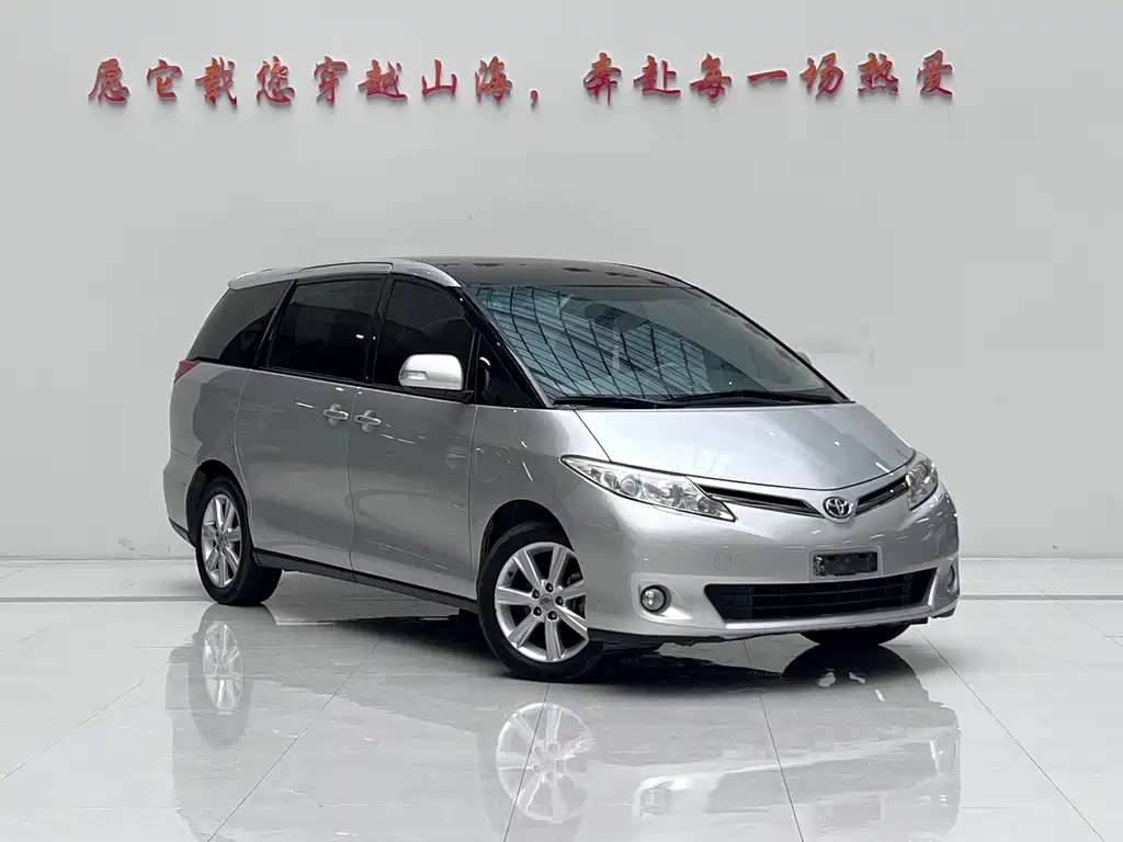 Toyota Previa — миниатюра 5