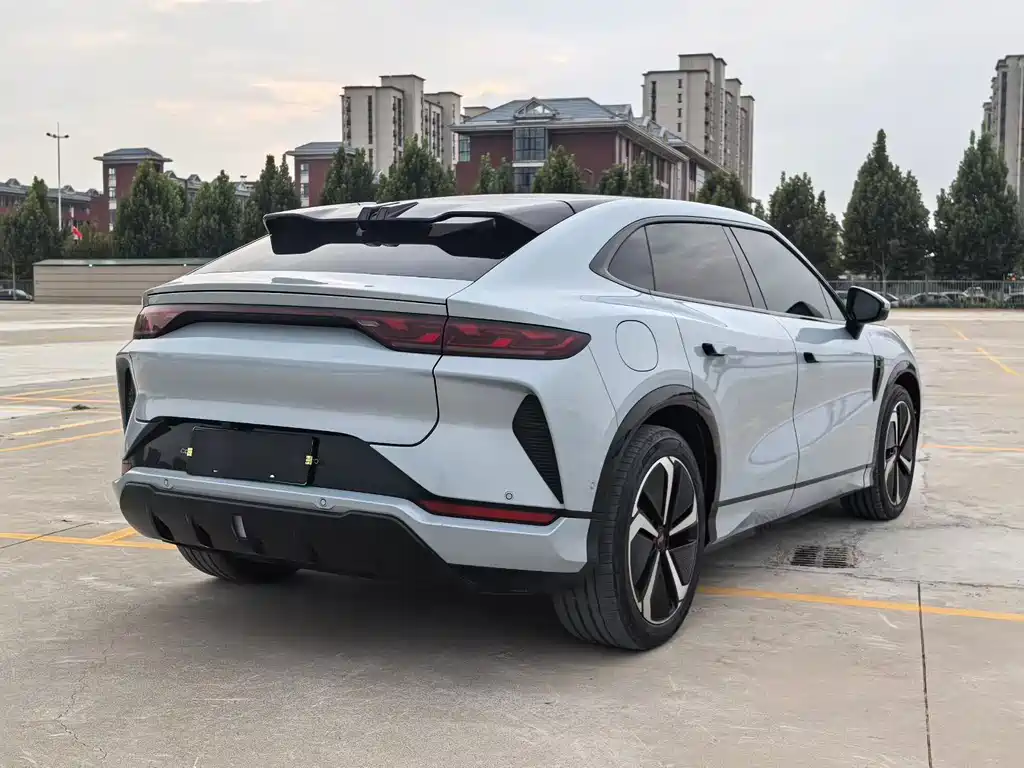 BYD L EV — миниатюра 9