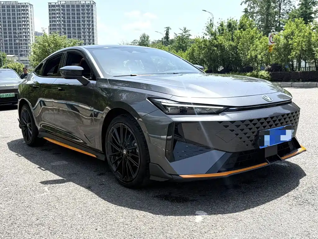Changan UNI-V — миниатюра 3