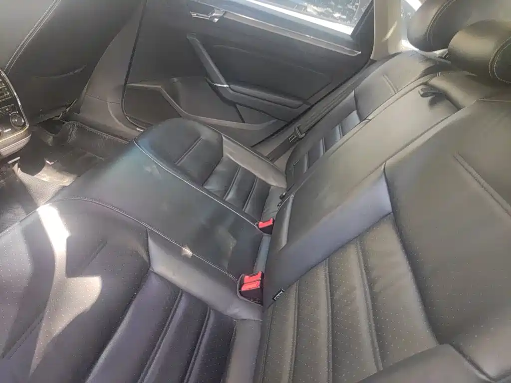 Volkswagen Passat — миниатюра 13