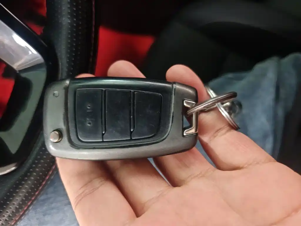 Hyundai Elantra — миниатюра 9