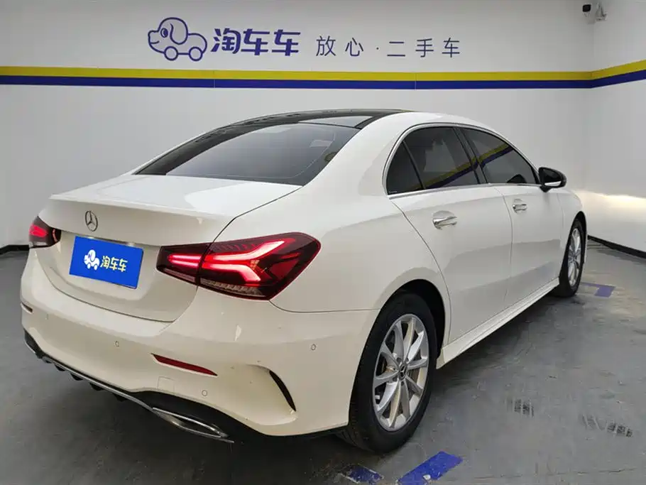 MERCEDES-BENZ A CLASS
