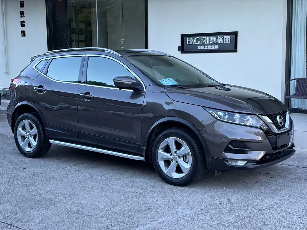 Nissan Qashqai — миниатюра 3