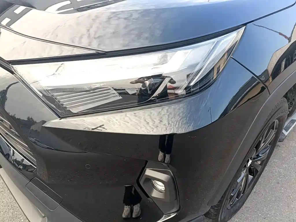 Toyota RAV4 — миниатюра 24
