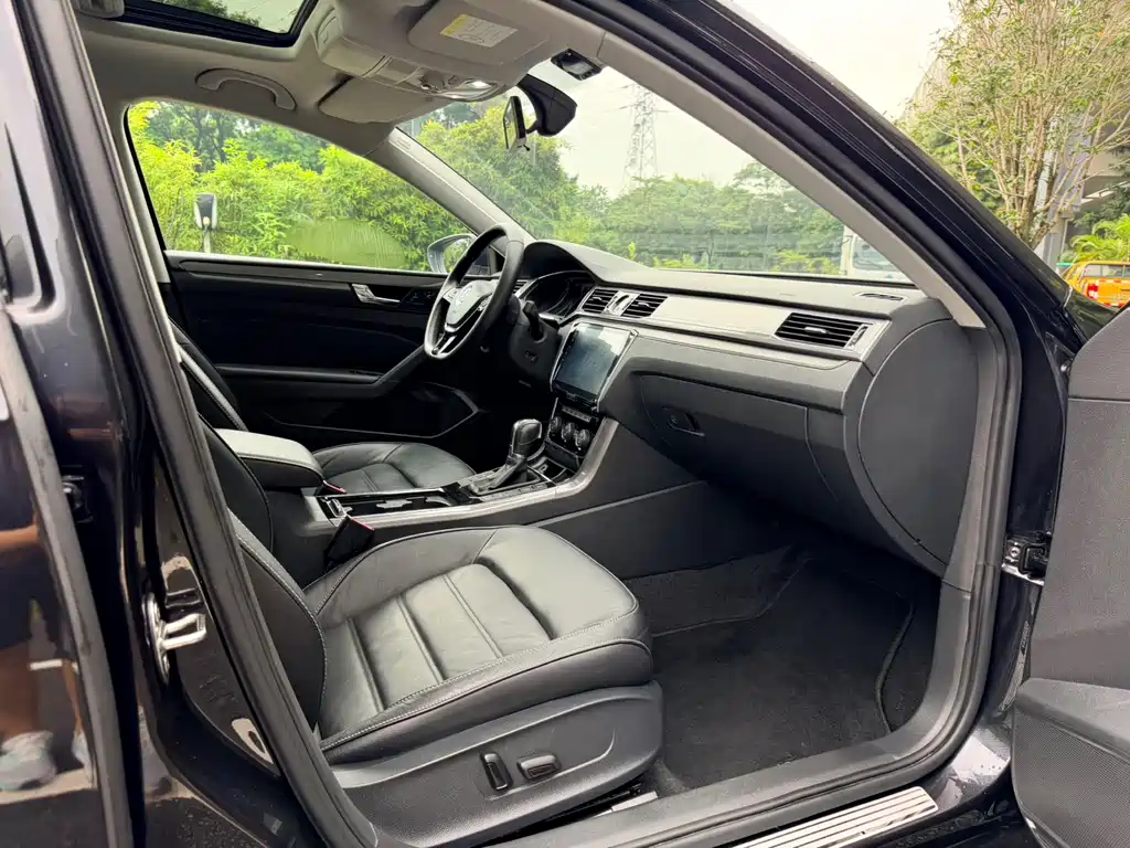 Volkswagen Passat — миниатюра 12