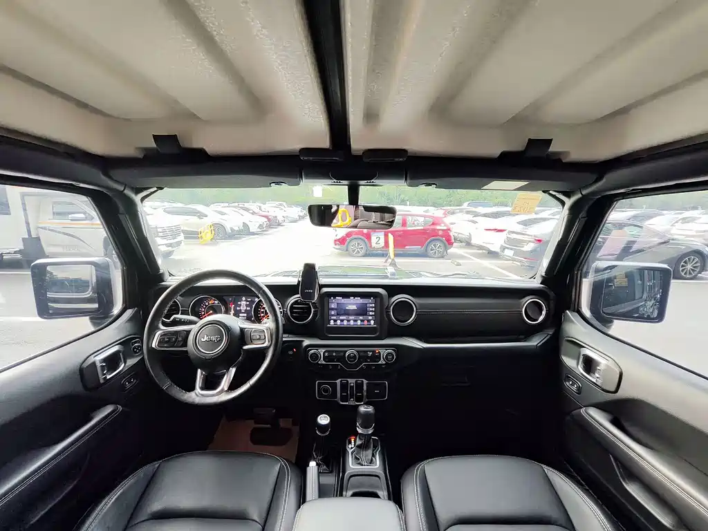 Jeep Wrangler — миниатюра 9