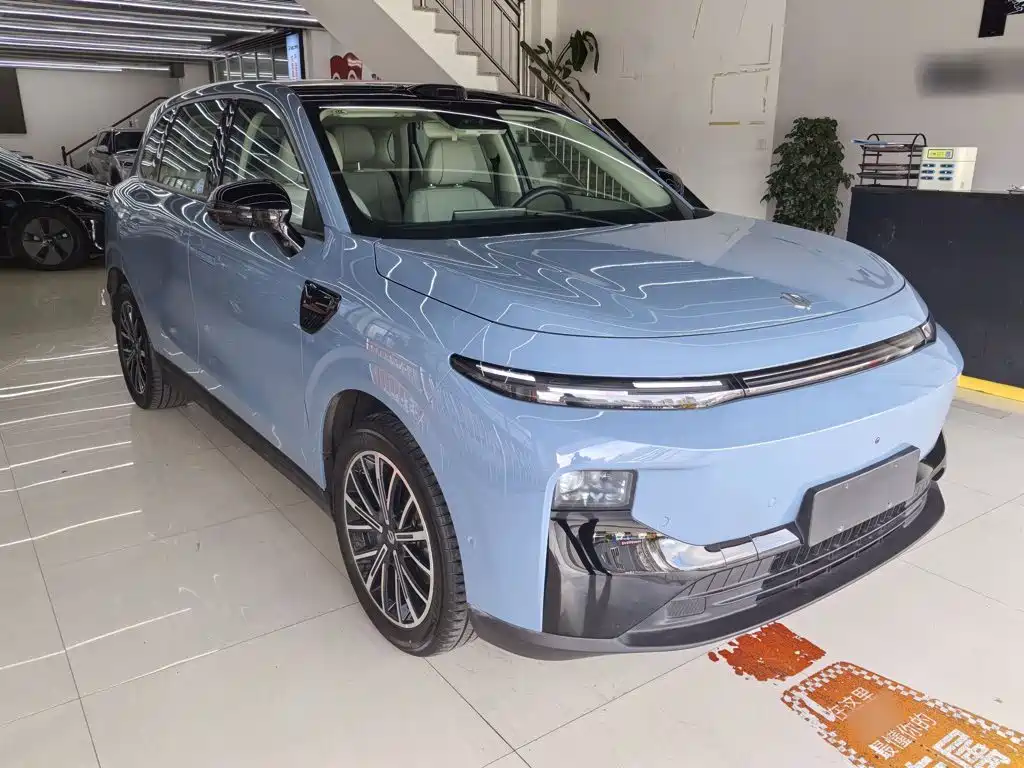 Leapmotor Leapmotor B10 — миниатюра 6